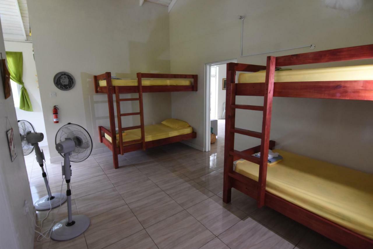 Soufriere Guesthouse Extérieur photo