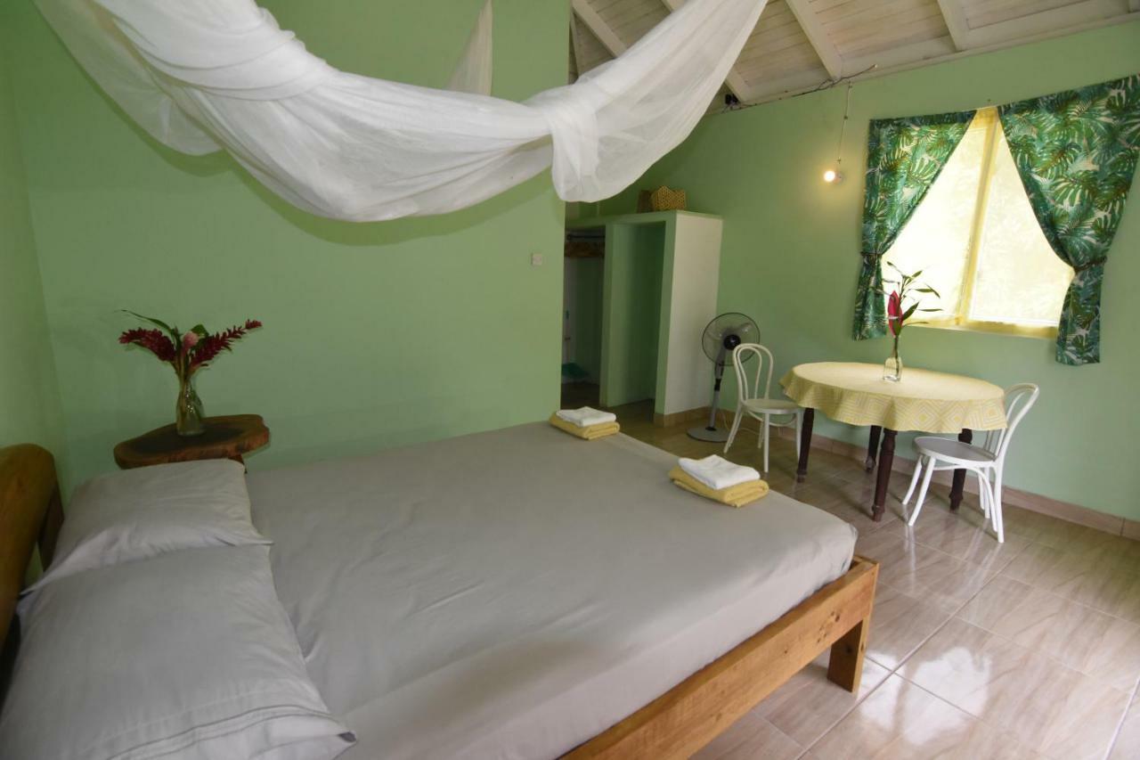 Soufriere Guesthouse Extérieur photo