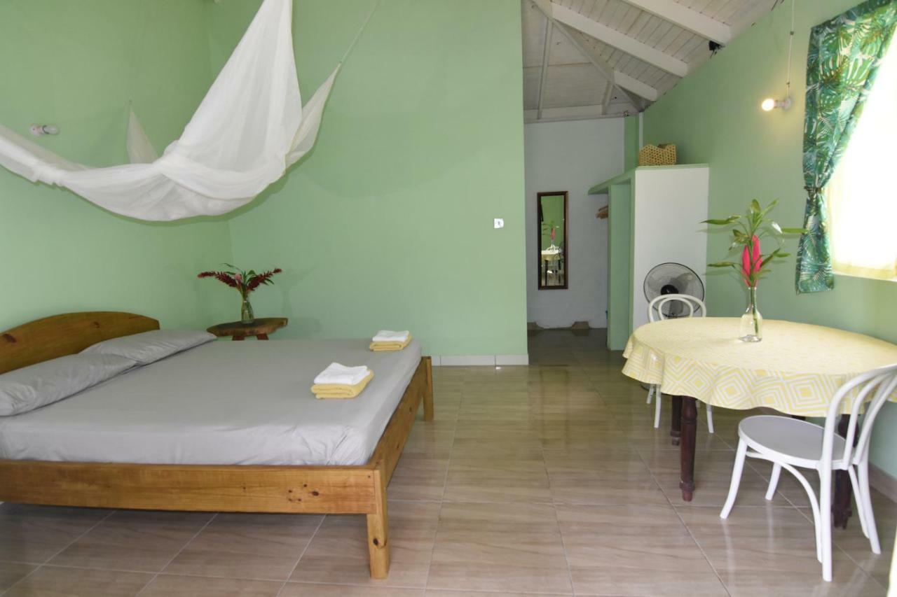 Soufriere Guesthouse Extérieur photo